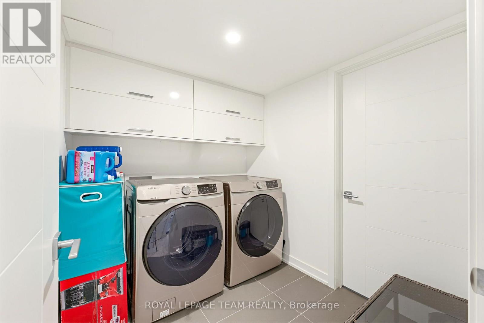 854 Solarium Avenue Property Photo 35
