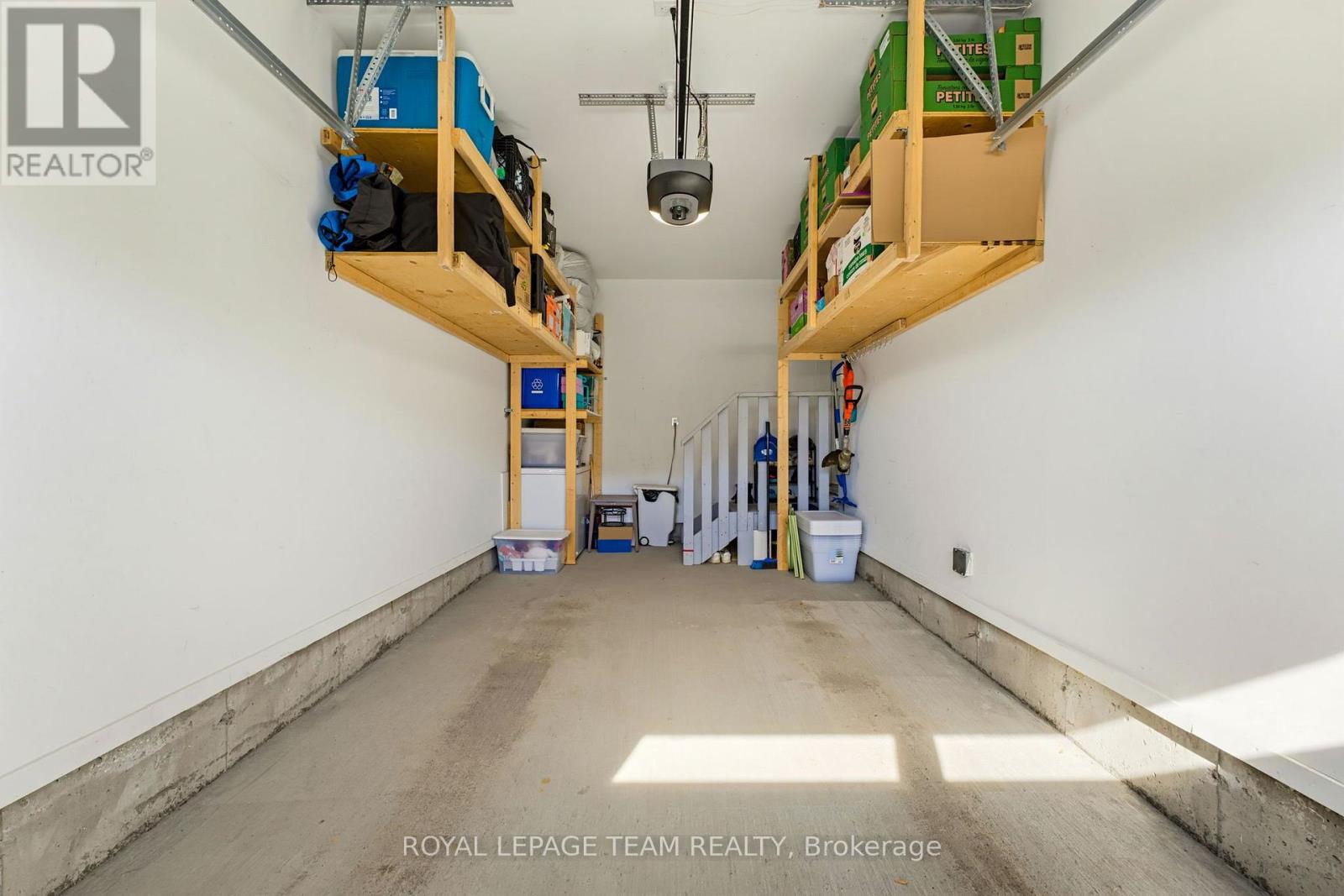 854 Solarium Avenue Property Photo 37