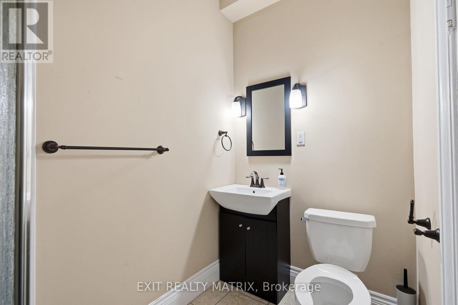425 Water Street E Property Photo 21