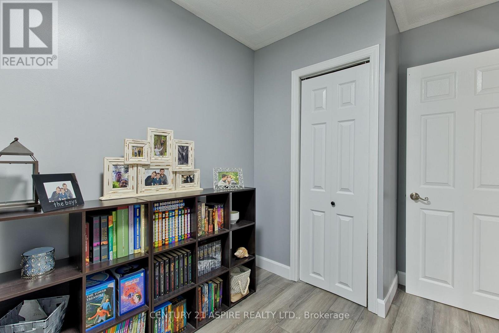 106 Forest Lea Road Property Photo 14