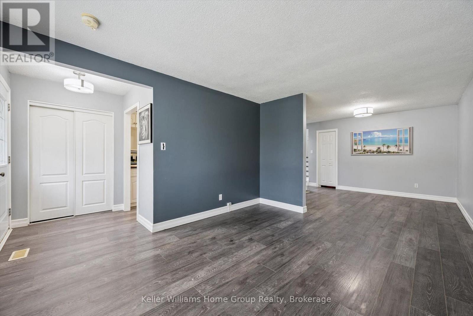 602 College Avenue W Property Photo 6