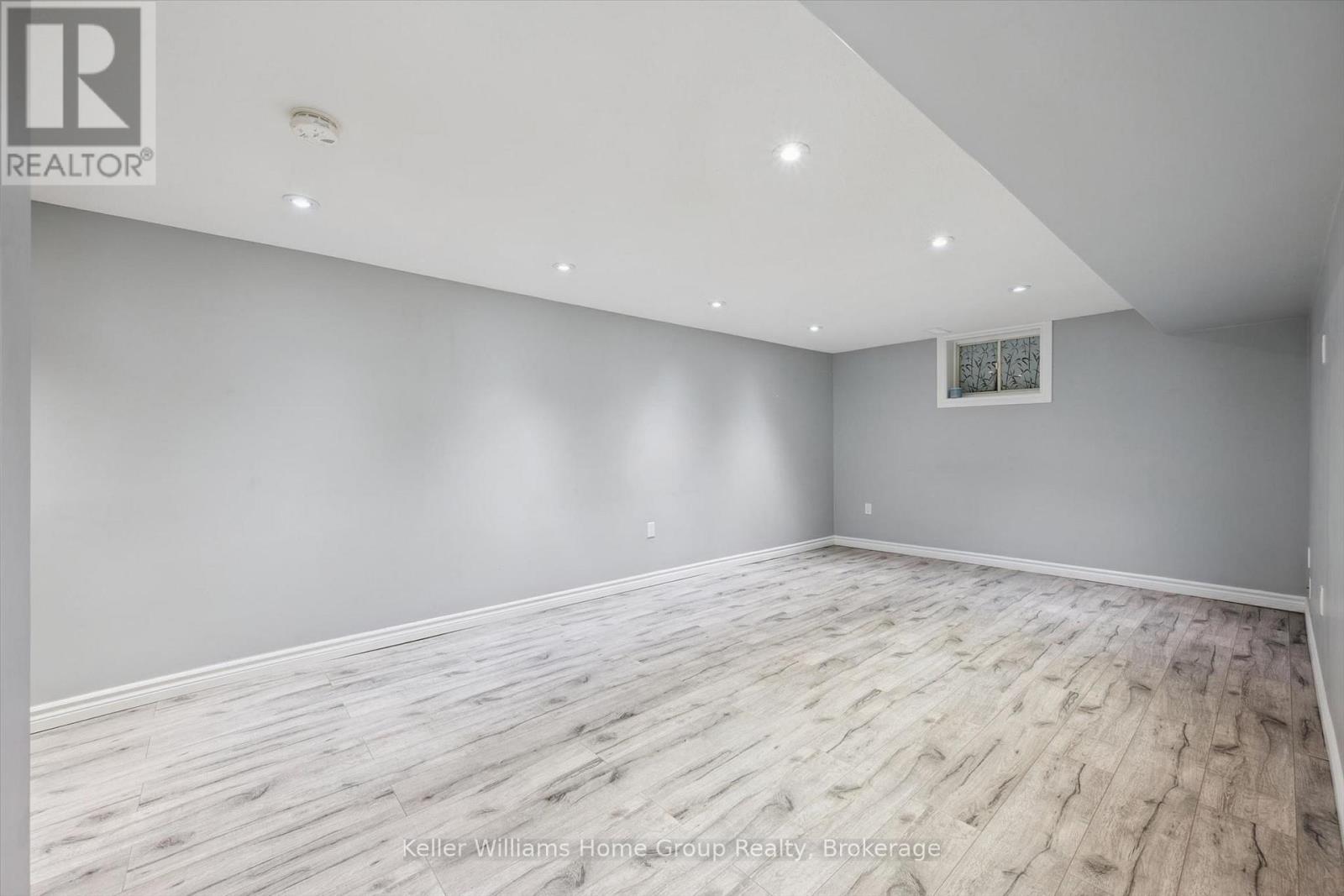 602 College Avenue W Property Photo 29
