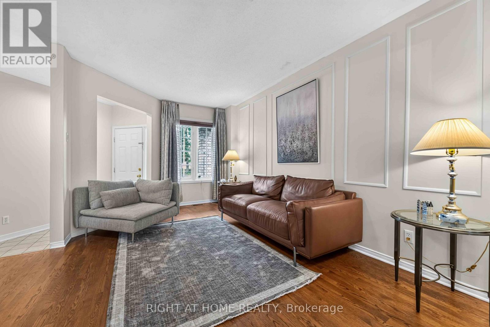 1552 Stojko Street Property Photo 6