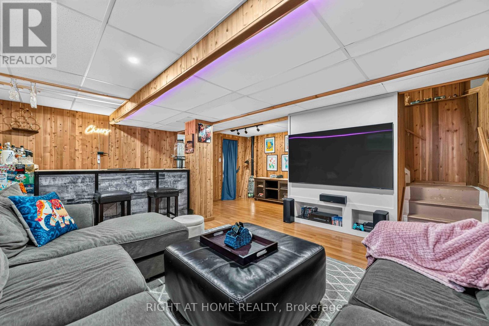 1552 Stojko Street Property Photo 33
