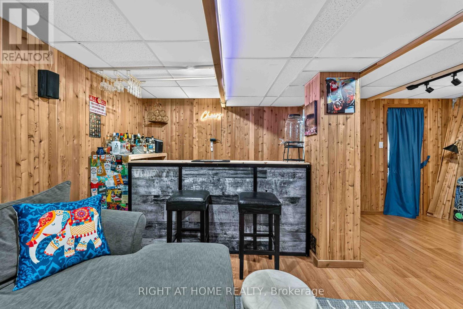 1552 Stojko Street Property Photo 36