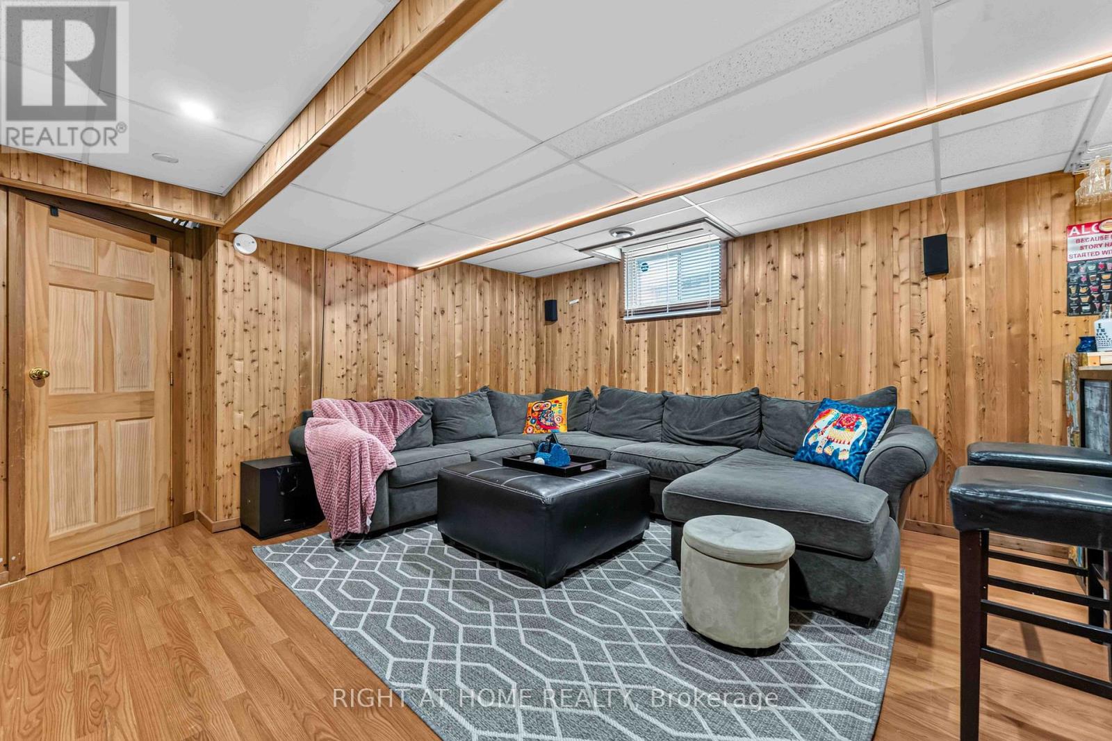 1552 Stojko Street Property Photo 37