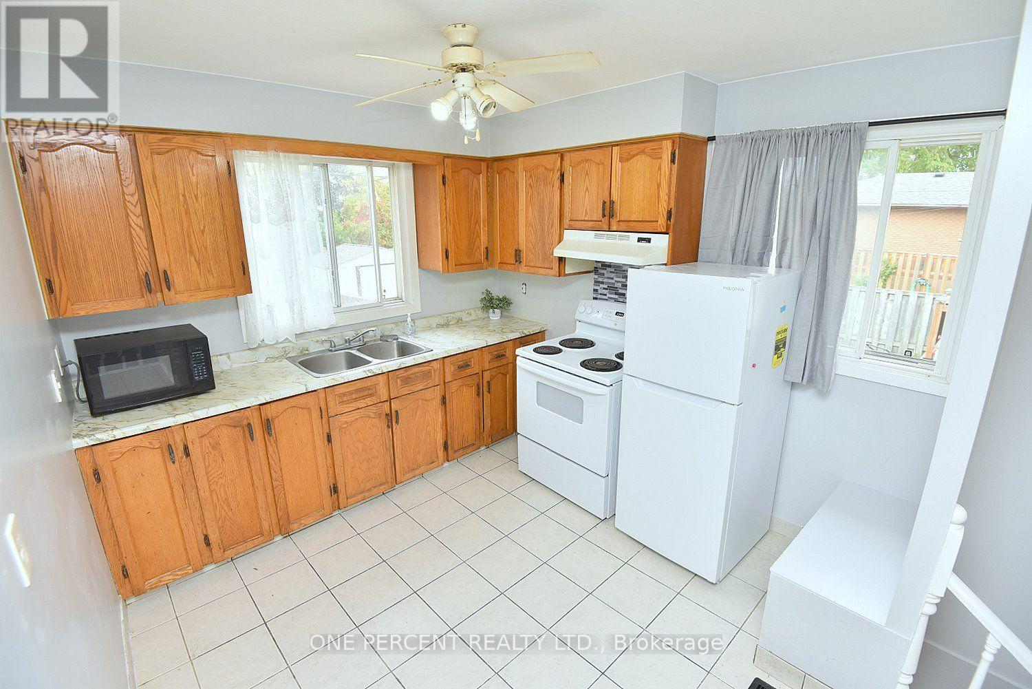 201 Strathearne Avenue Property Photo 16
