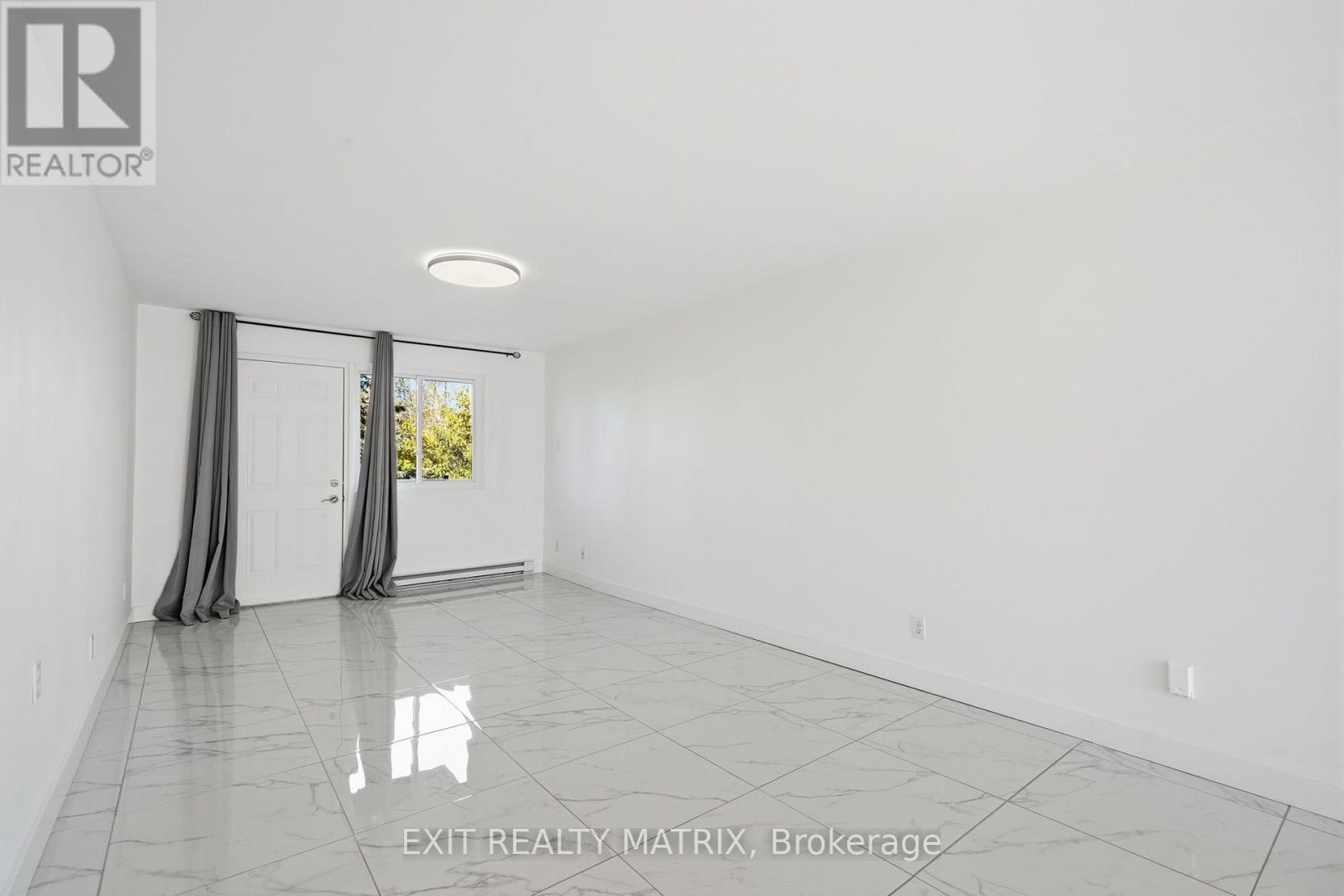 5 - 1015 Cartier Boulevard Property Photo 9