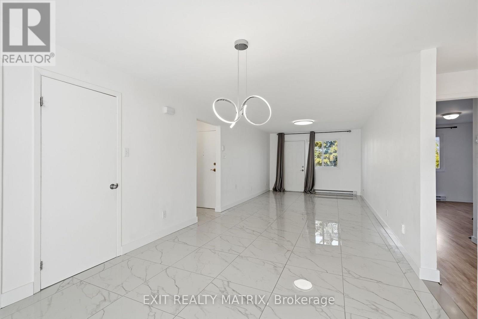 5 - 1015 Cartier Boulevard Property Photo 14