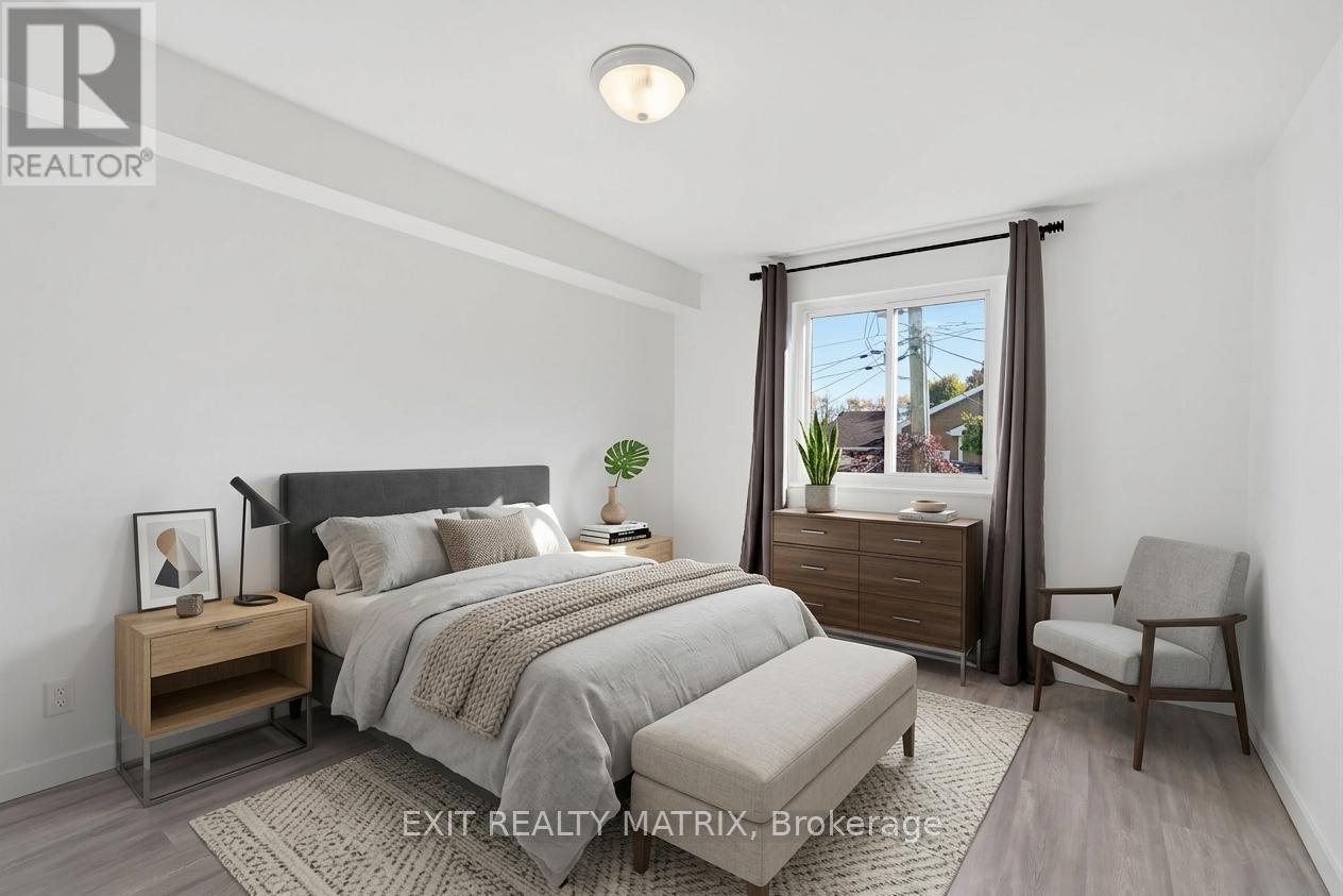 5 - 1015 Cartier Boulevard Property Photo 23