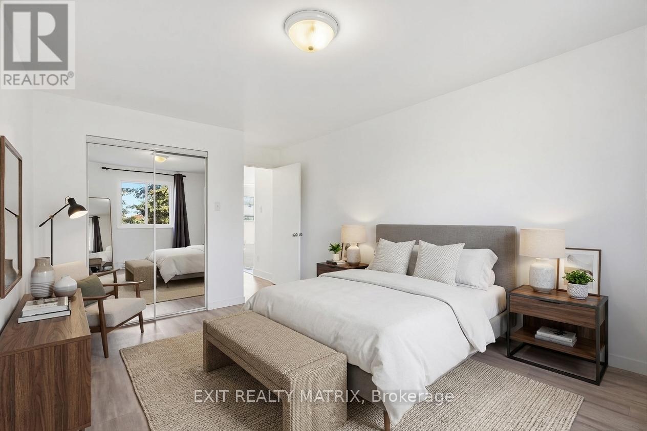 5 - 1015 Cartier Boulevard Property Photo 27
