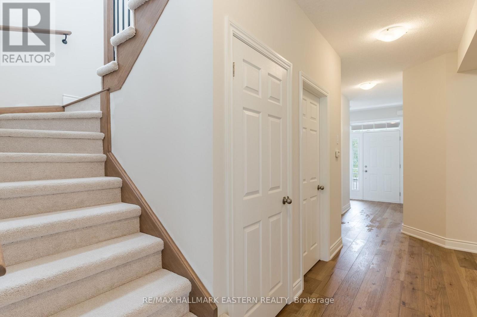 33 Coldbrook Drive Property Photo 17