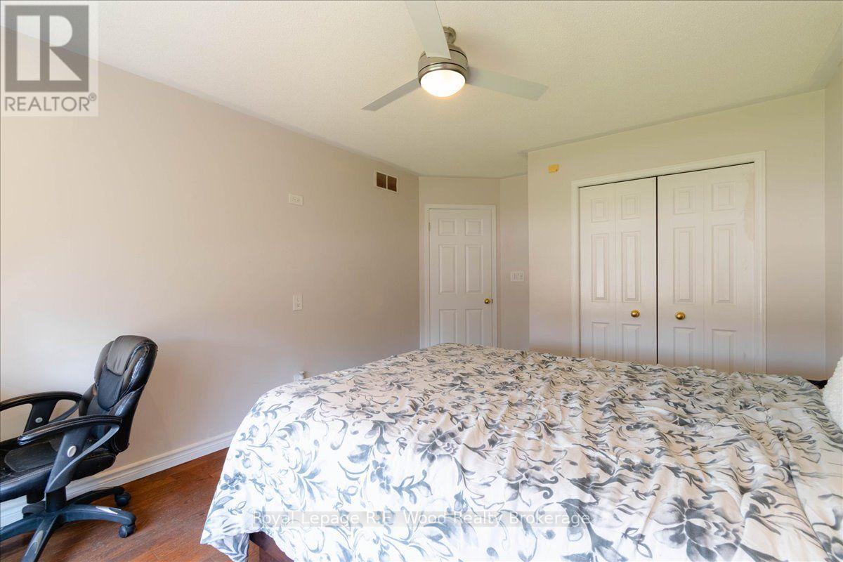 2 Oriole Crescent Property Photo 8