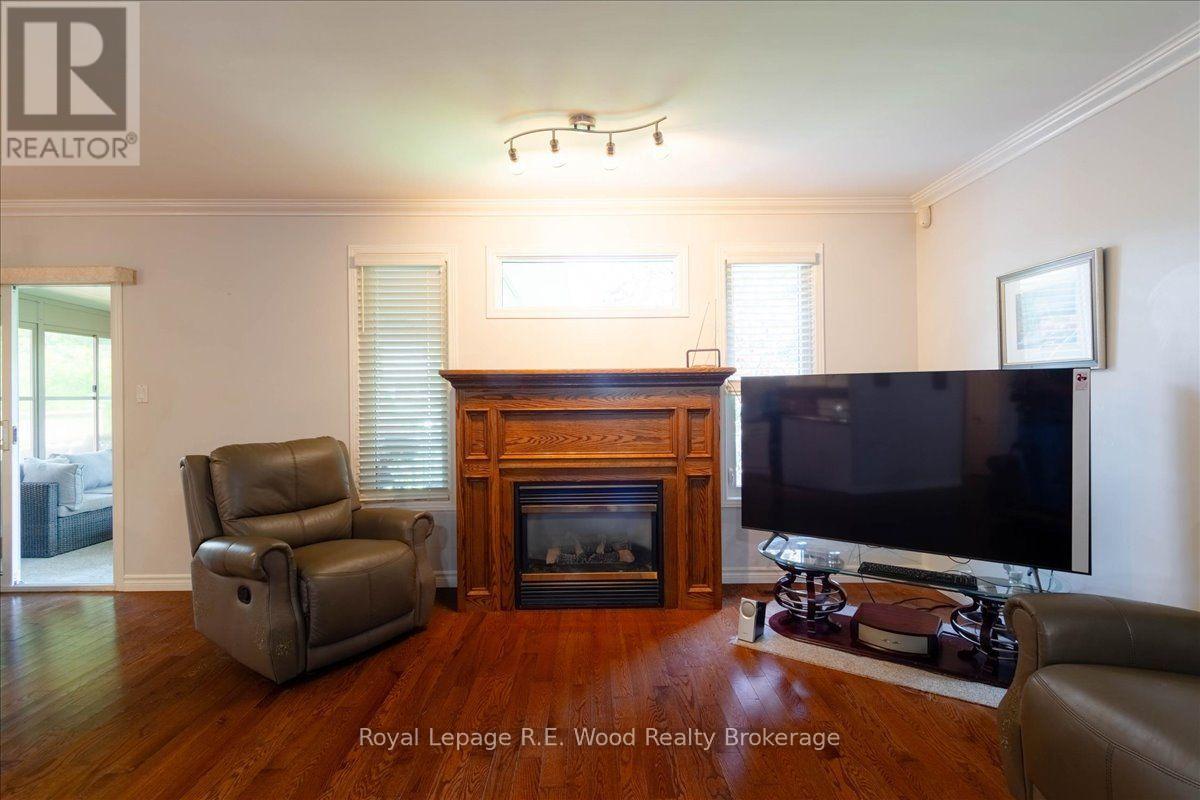 2 Oriole Crescent Property Photo 17