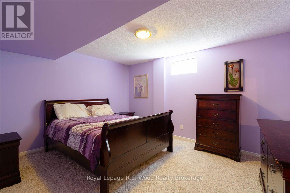 2 Oriole Crescent Property Photo 31