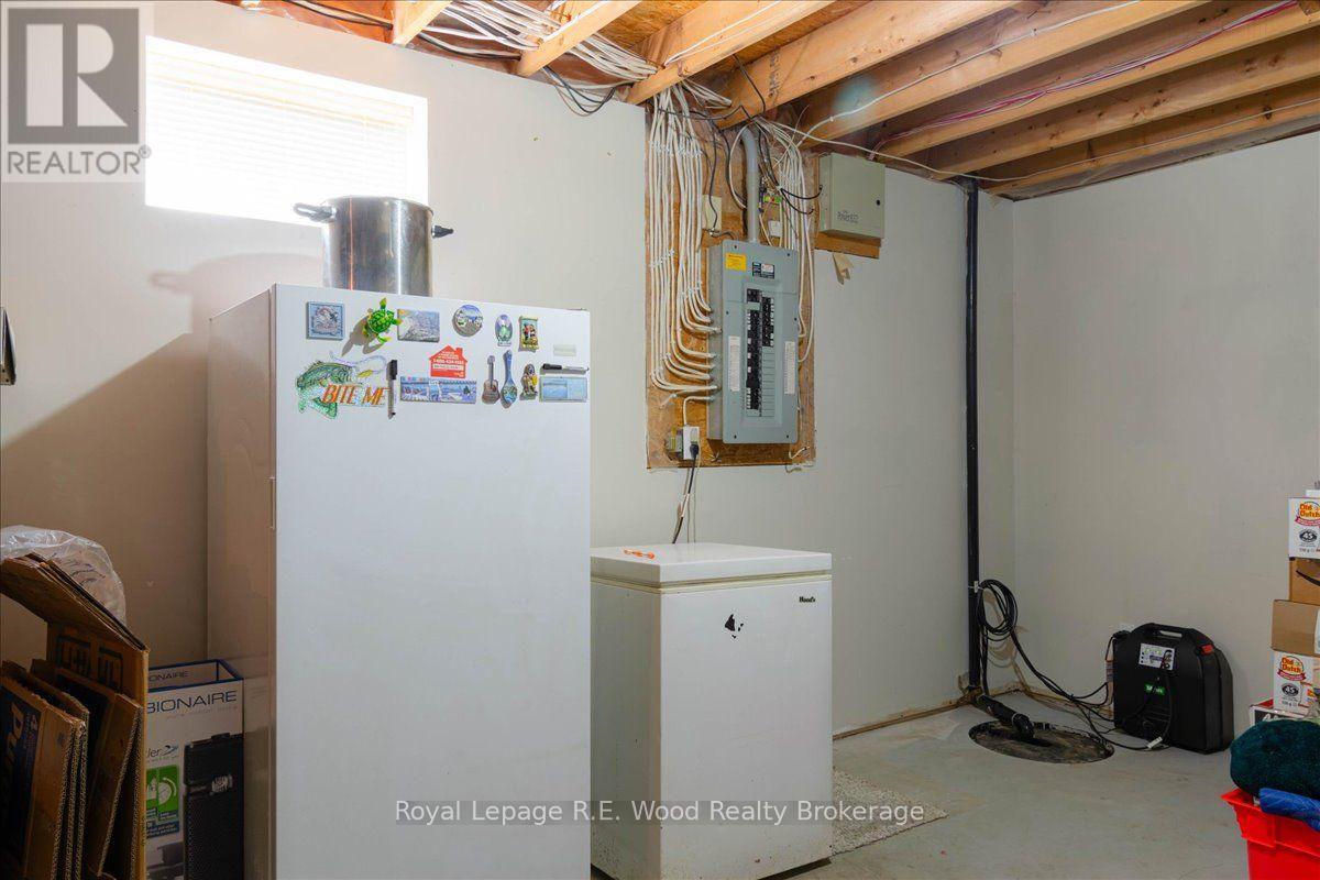 2 Oriole Crescent Property Photo 36