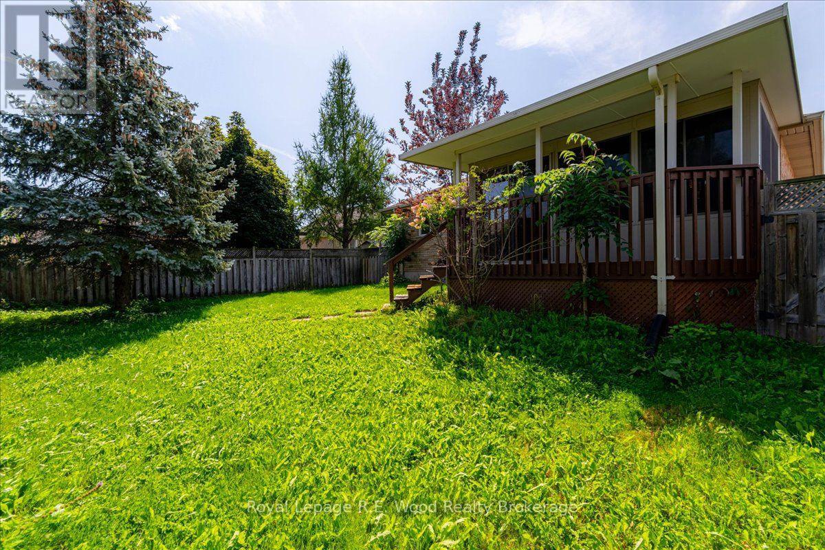 2 Oriole Crescent Property Photo 39