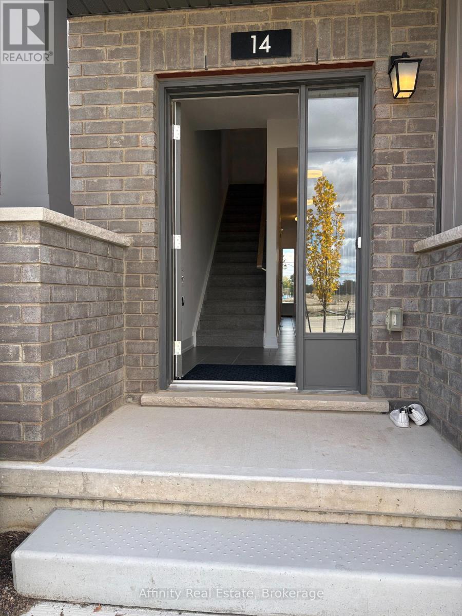 14 Balladry Boulevard Property Photo 3