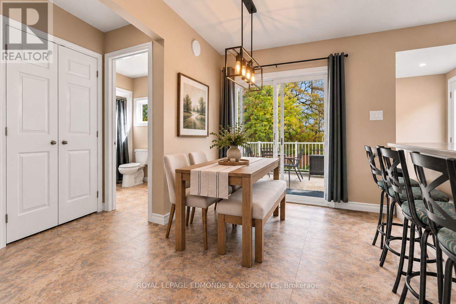 A - 465a Francis Street Property Photo 15
