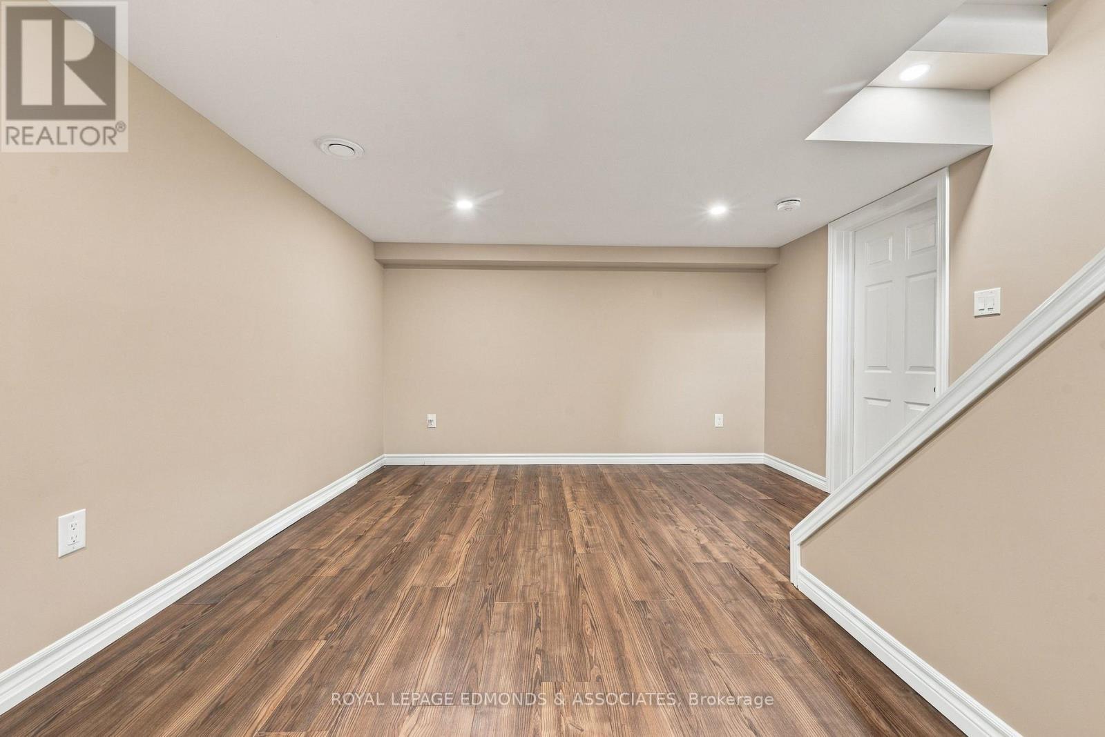 A - 465a Francis Street Property Photo 32
