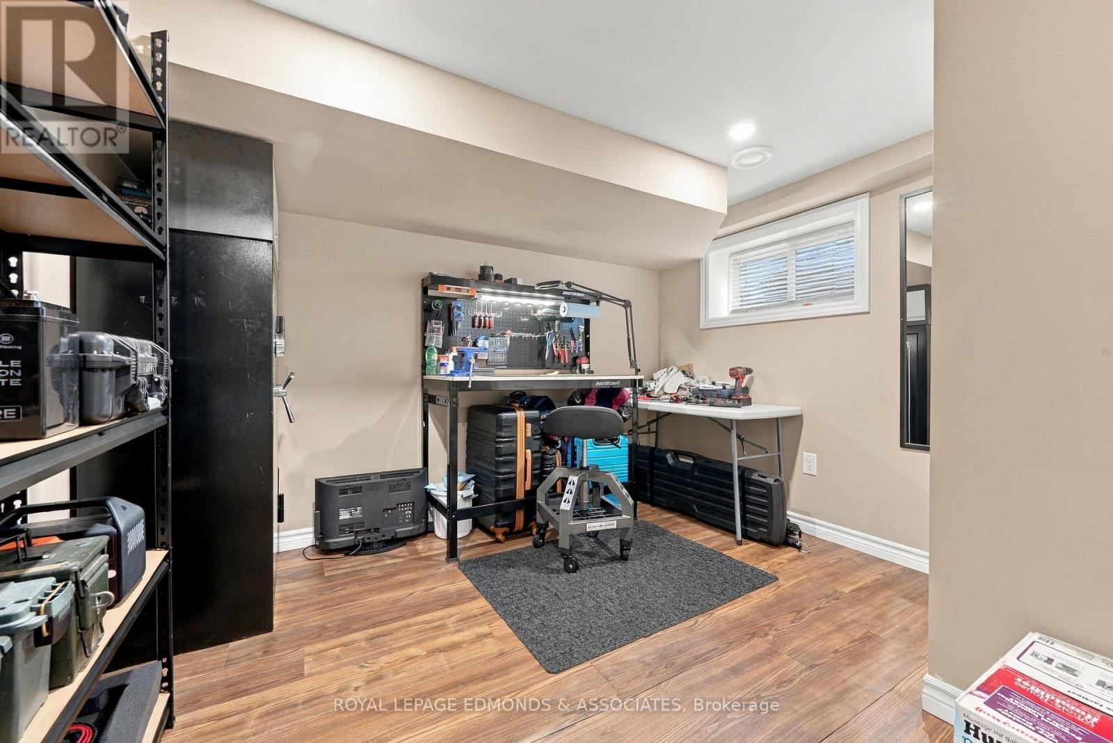 A - 465a Francis Street Property Photo 34