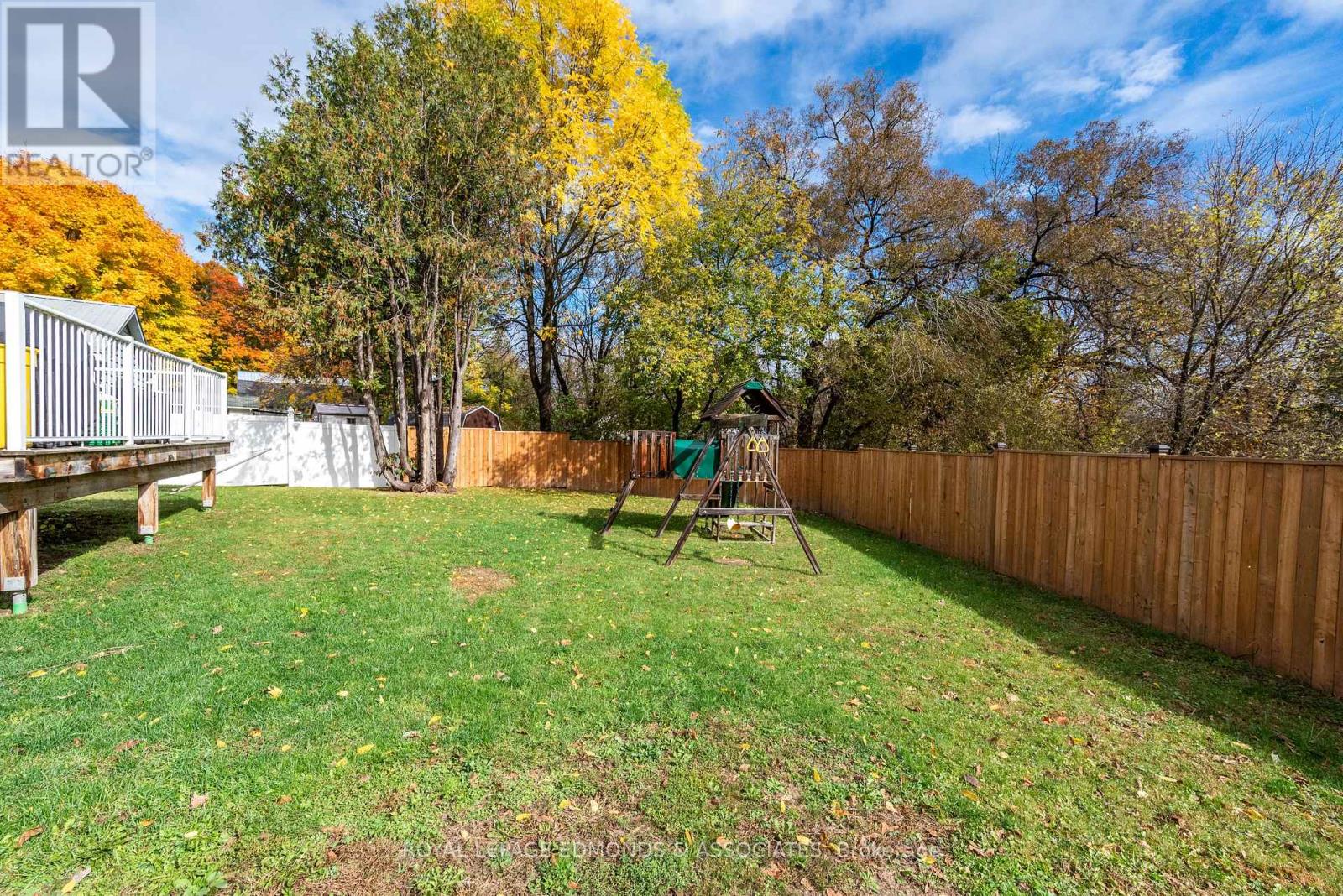 A - 465a Francis Street Property Photo 45