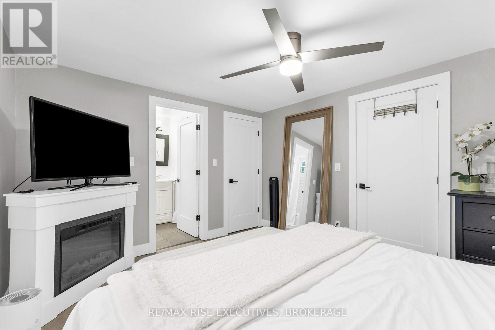333 Palace Road Property Photo 17