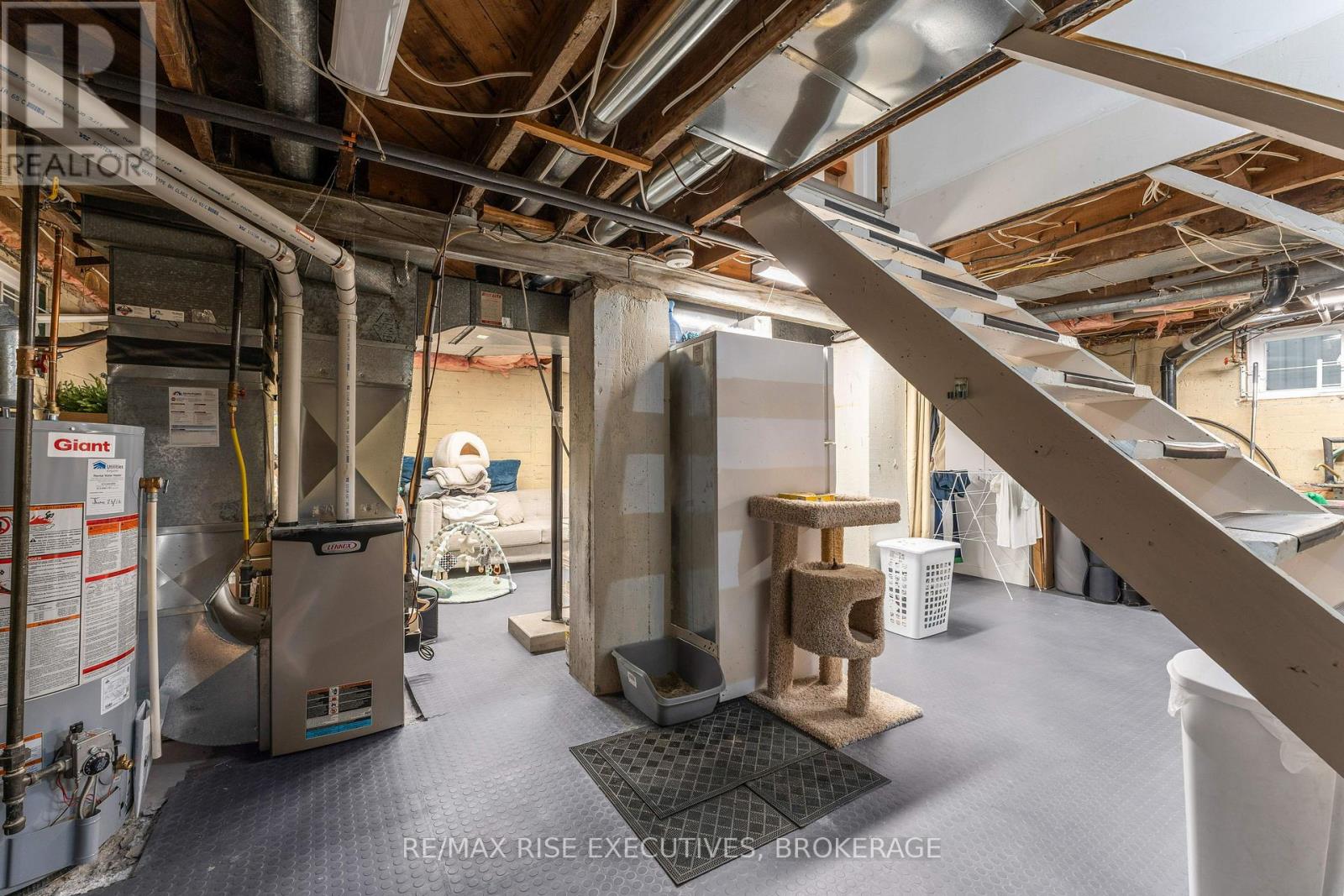 333 Palace Road Property Photo 26