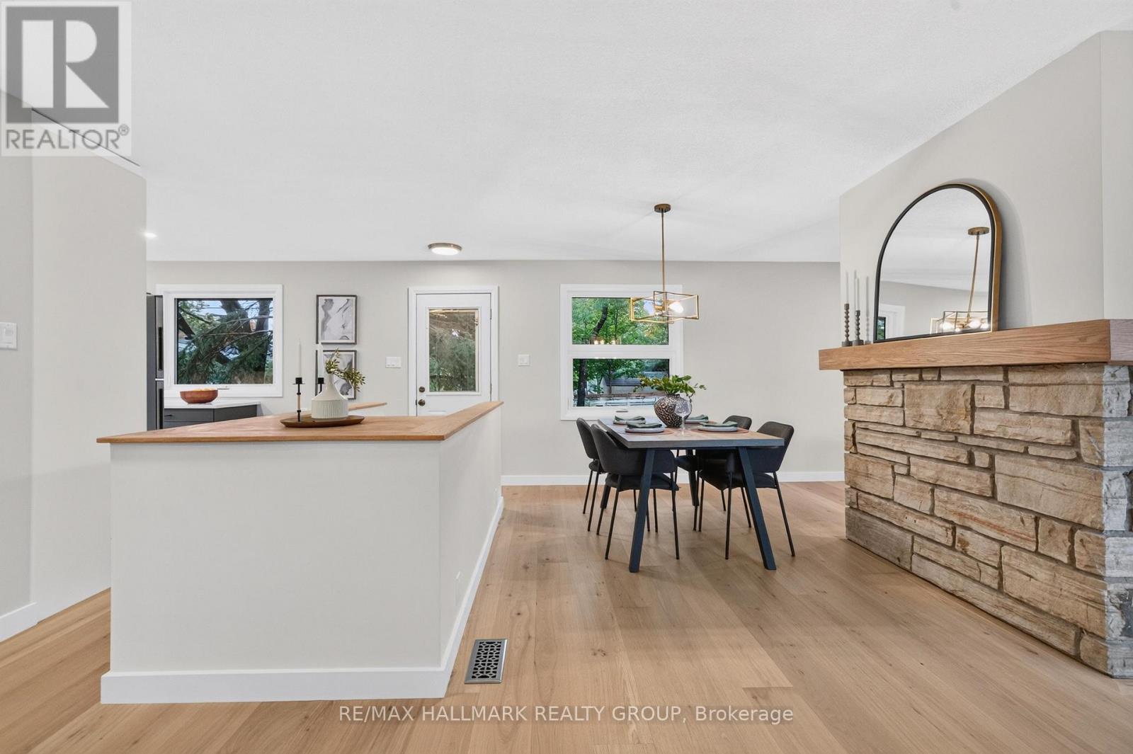 9 Cleadon Drive Property Photo 3