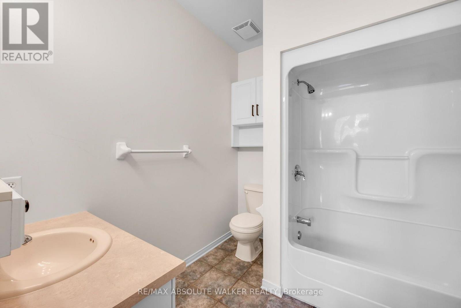20 Sawchuk Terrace Property Photo 6