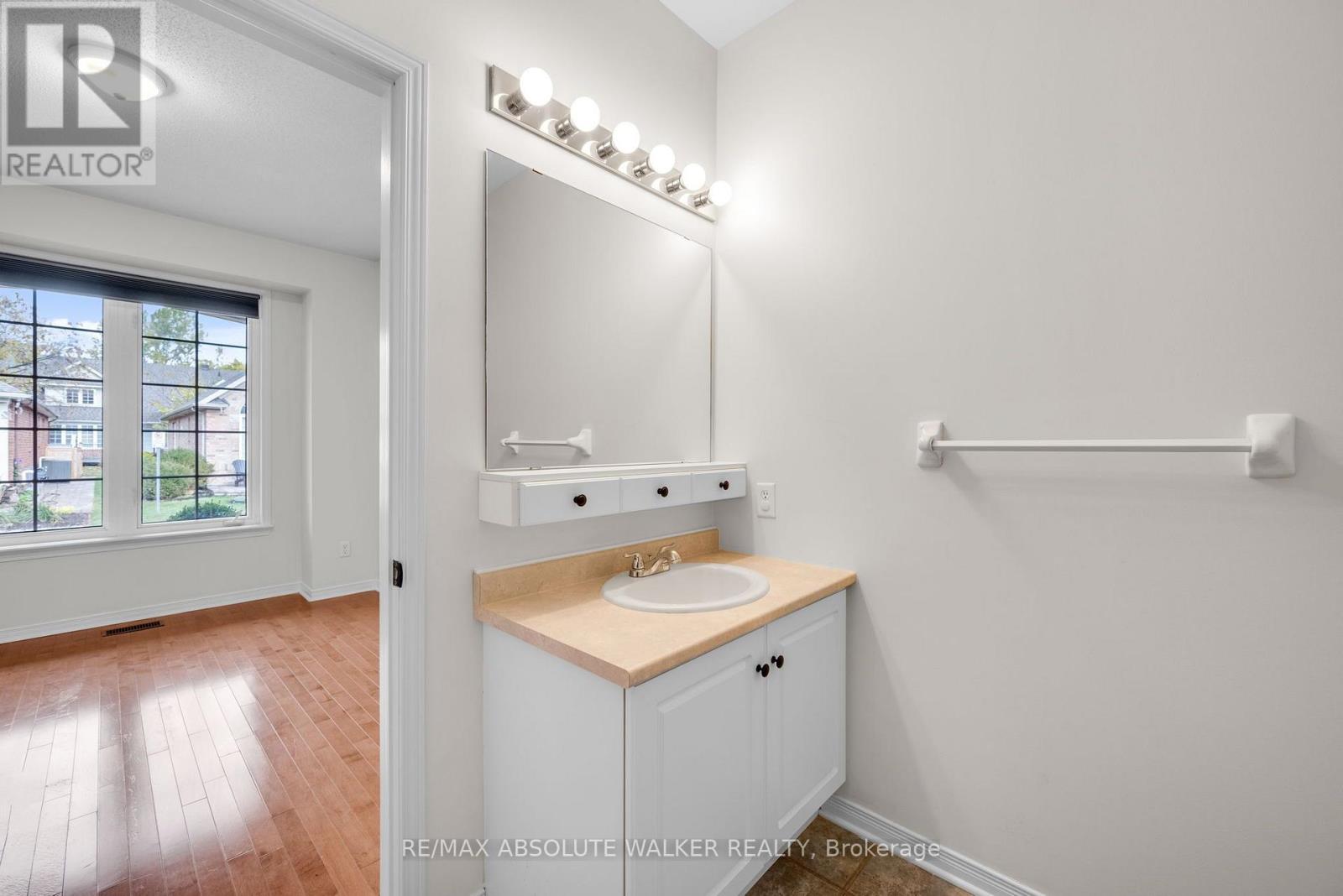 20 Sawchuk Terrace Property Photo 7