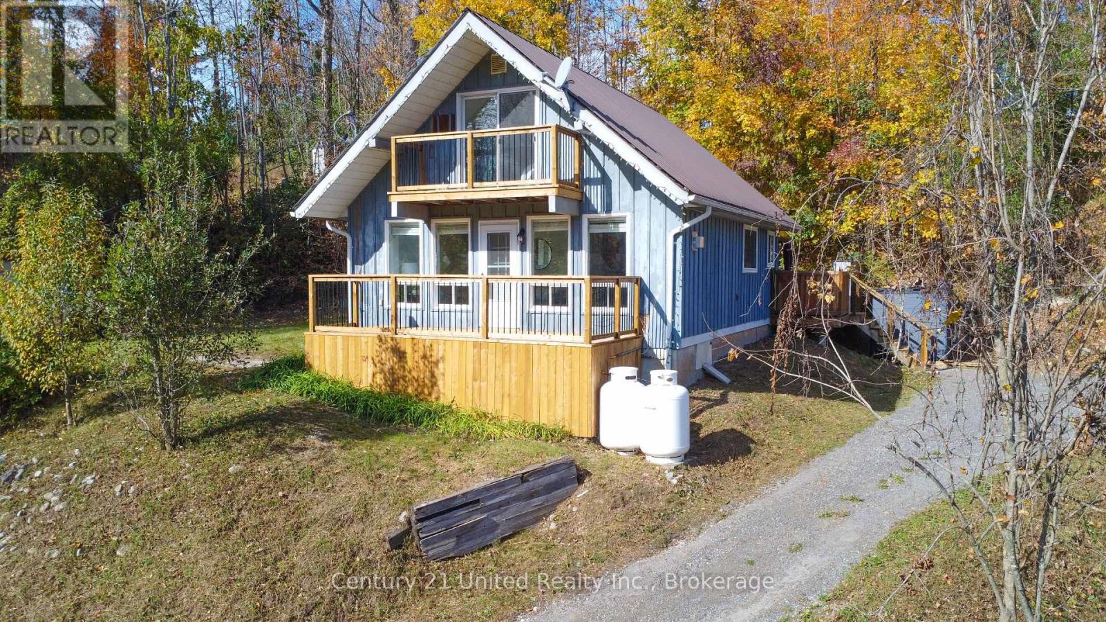 34 Cliffside Drive Property Photo 2