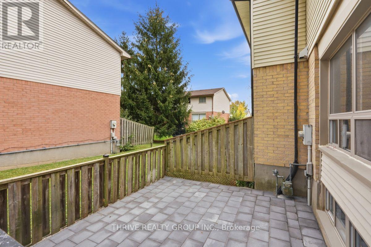 16 - 135 Belmont Drive Property Photo 37