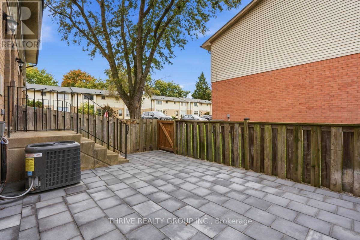 16 - 135 Belmont Drive Property Photo 39