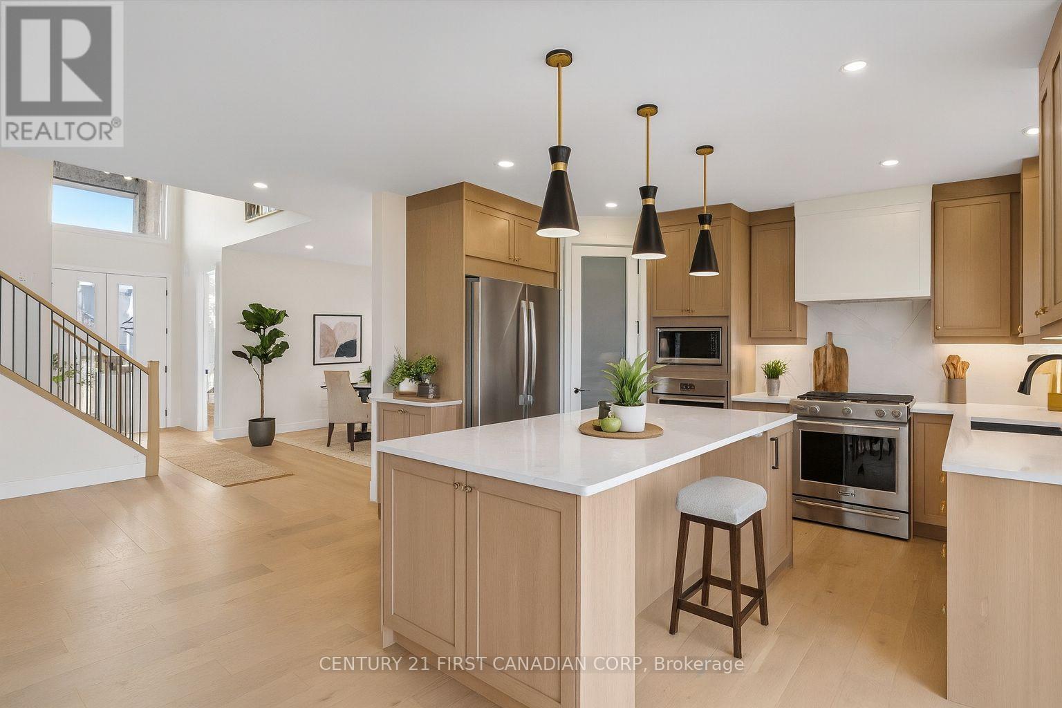 1610 Upper West Avenue Property Photo 3