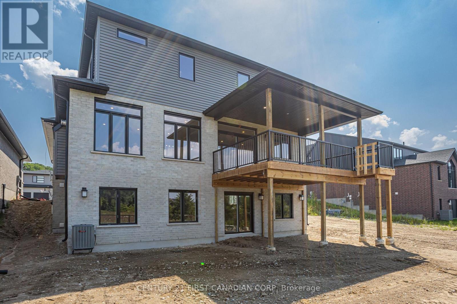 1610 Upper West Avenue Property Photo 20
