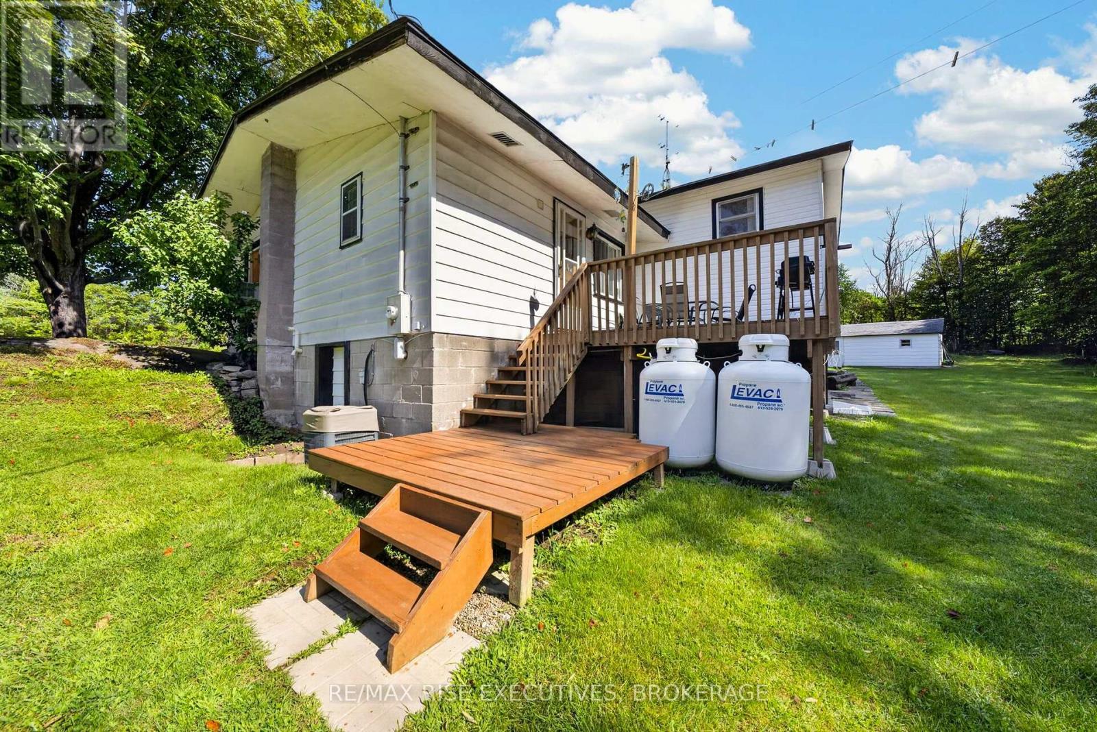 6900 Perth Road Property Photo 27