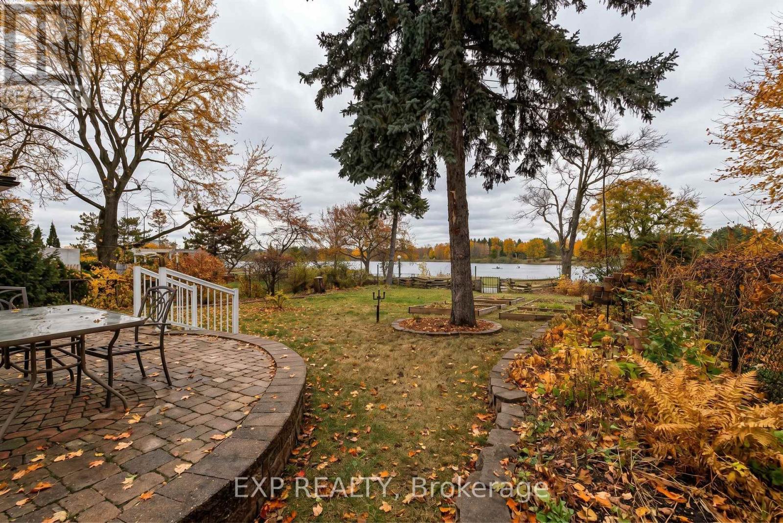 16 Lakeview Terrace Property Photo 4