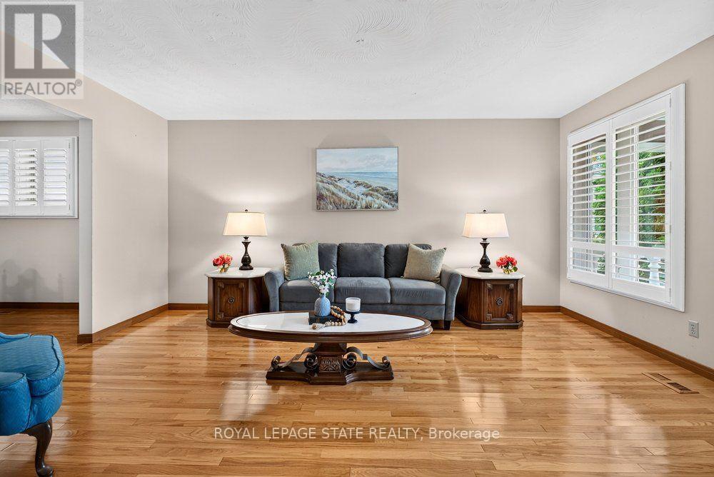 45 Worsley Road Property Photo 17