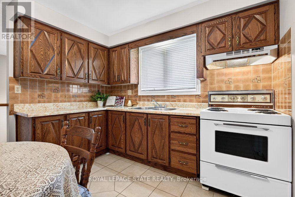 45 Worsley Road Property Photo 24