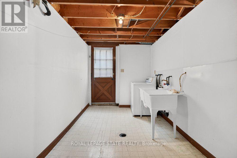 45 Worsley Road Property Photo 42