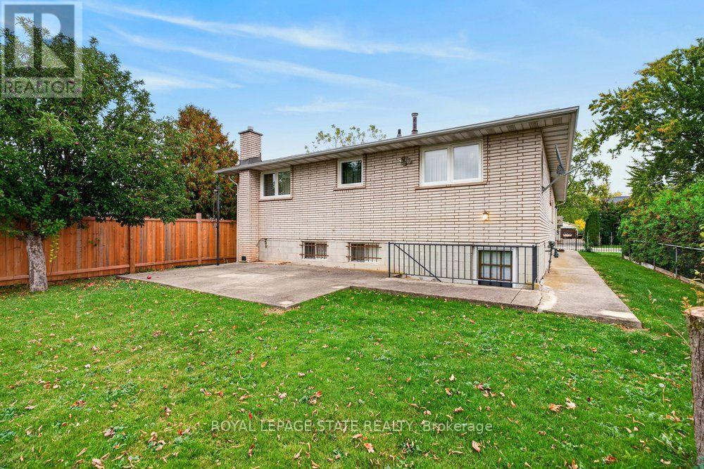 45 Worsley Road Property Photo 44
