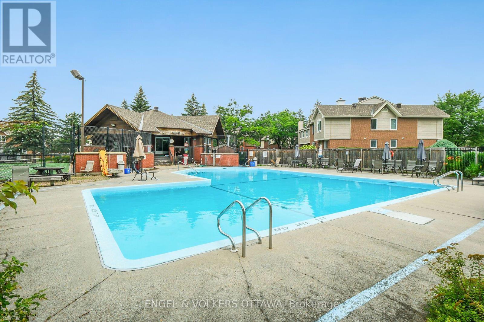100 - 1780 Marsala Crescent Property Photo 44