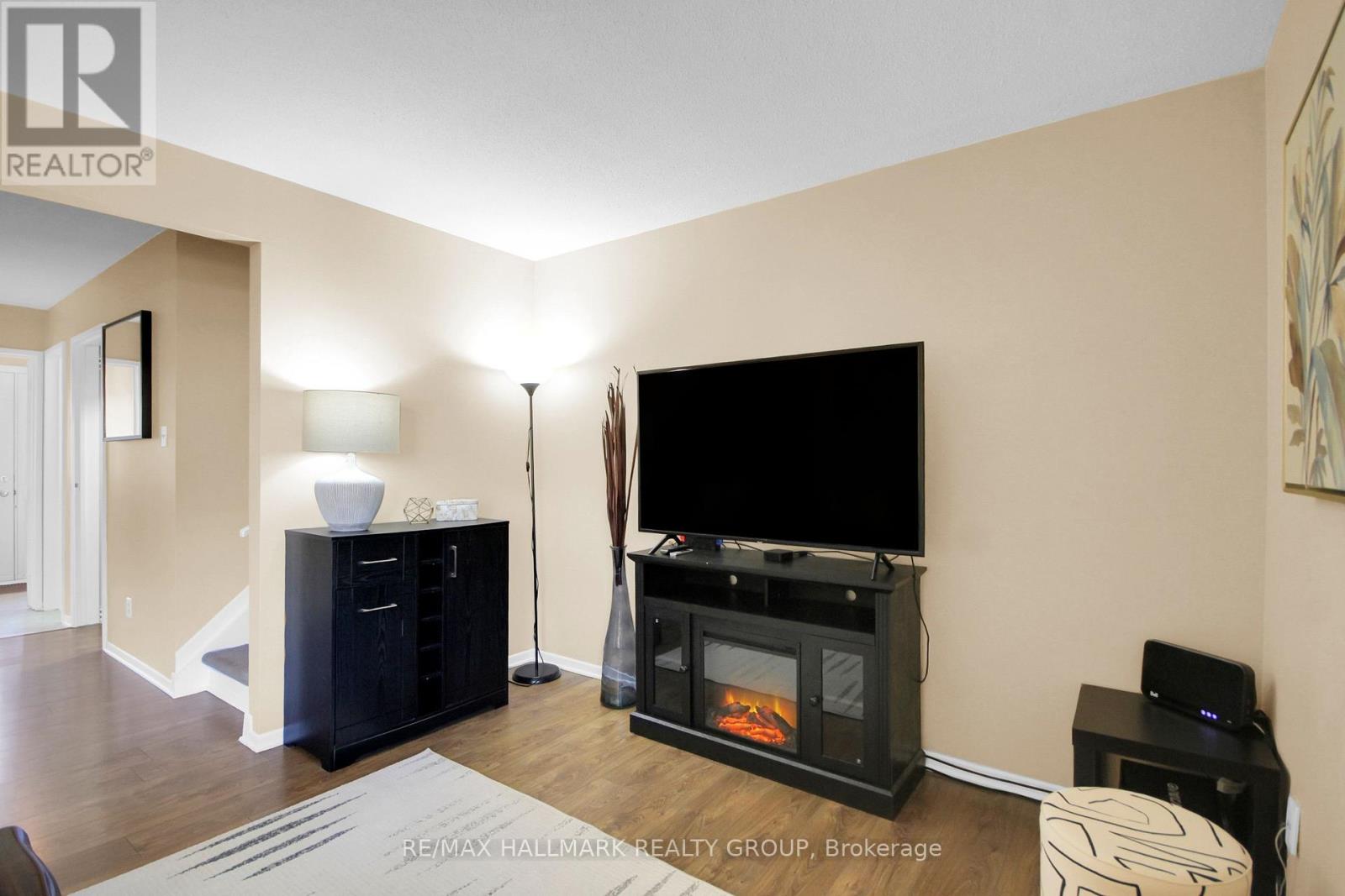 61 - 1582 Feather Lane Property Photo 18