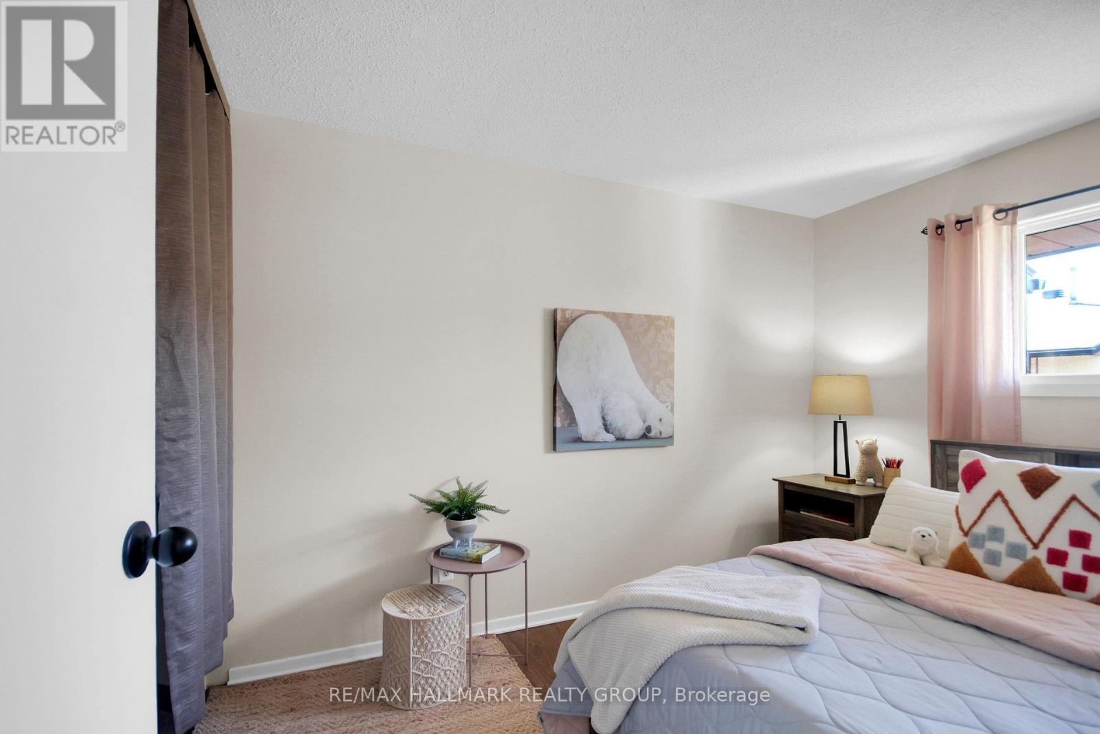 61 - 1582 Feather Lane Property Photo 23