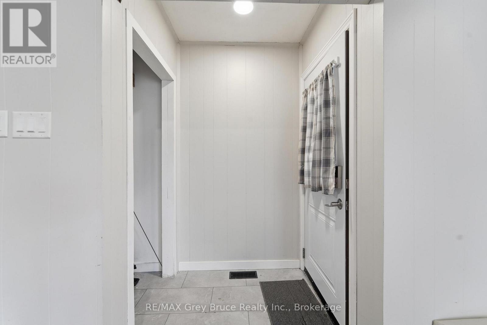 112 8th Street S Property Photo 16