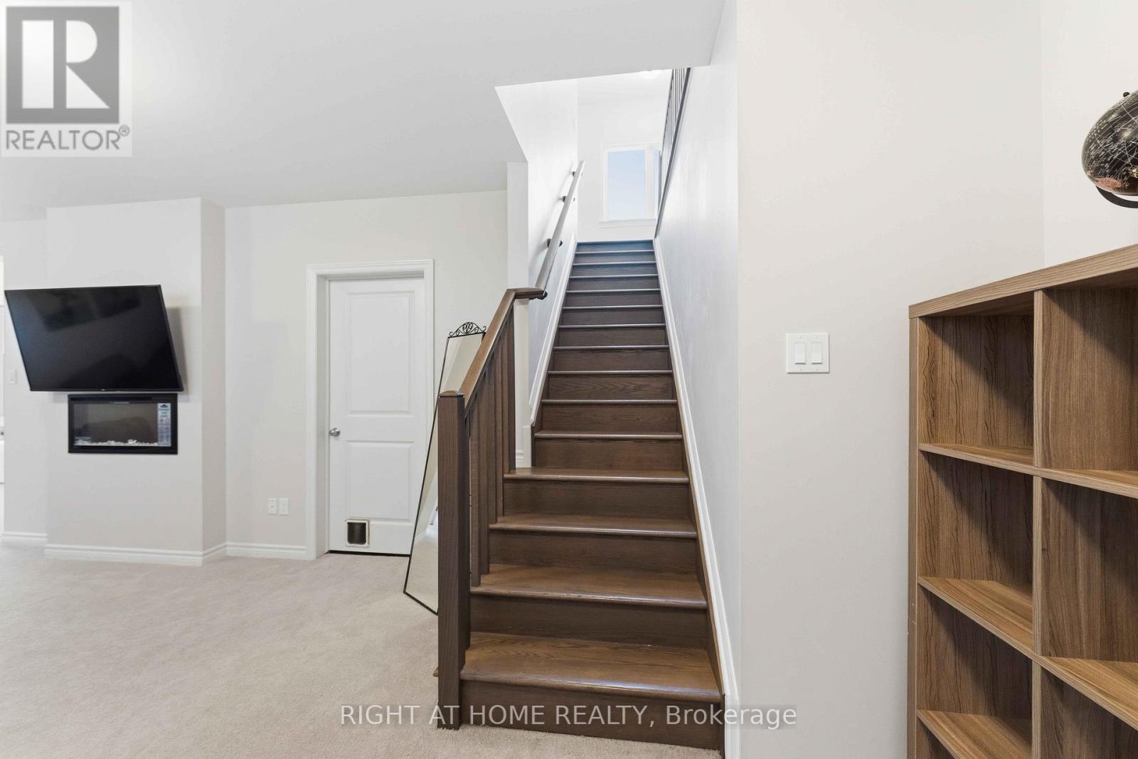 272 Maygrass Way Property Photo 24