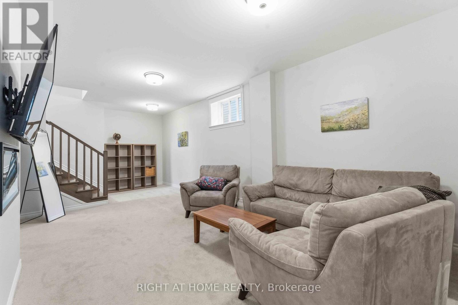 272 Maygrass Way Property Photo 27