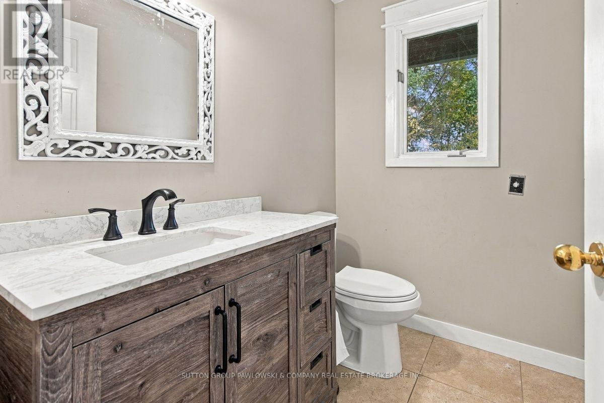 2174 Parkhill Drive Property Photo 26