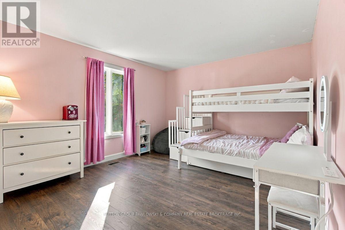 2174 Parkhill Drive Property Photo 33